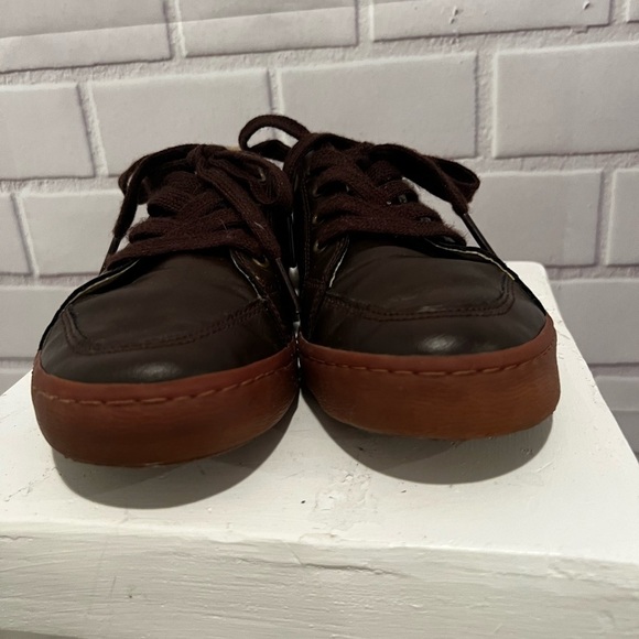 GYMBOREE boys brown lace up leather shoes/size 2 - Picture 6 of 9